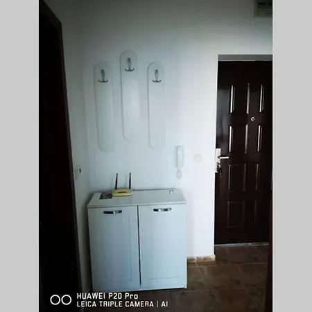 Kabakum Di Sea View е прекрасен апартамент намиращ се на 20м.от плажа. в непосредстена близост има хранителен магазин, аптека, спирка на градския транспорт. заведения за всеки вкус. * גולדן סנדס