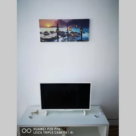 Apartment Kabakum Di Sea View е прекрасен апартамент намиращ се на 20м.от плажа. в непосредстена близост има хранителен магазин, аптека, спирка на градския транспорт. заведения за всеки вкус. *